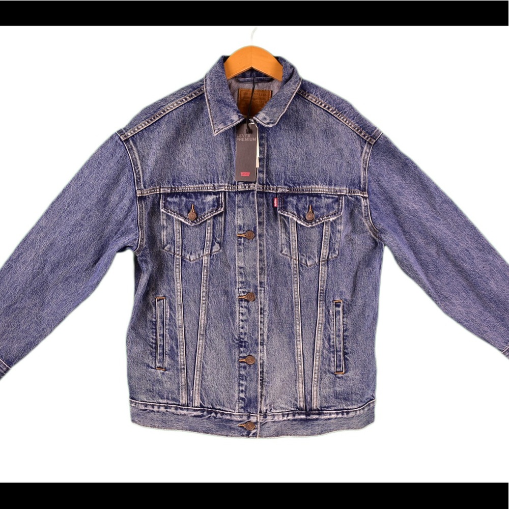 Men’s Levi denim jacket